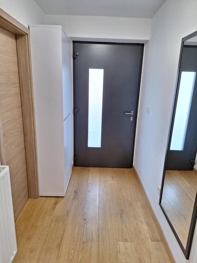 Guesthouse Flower Ljubljana Kültér fotó