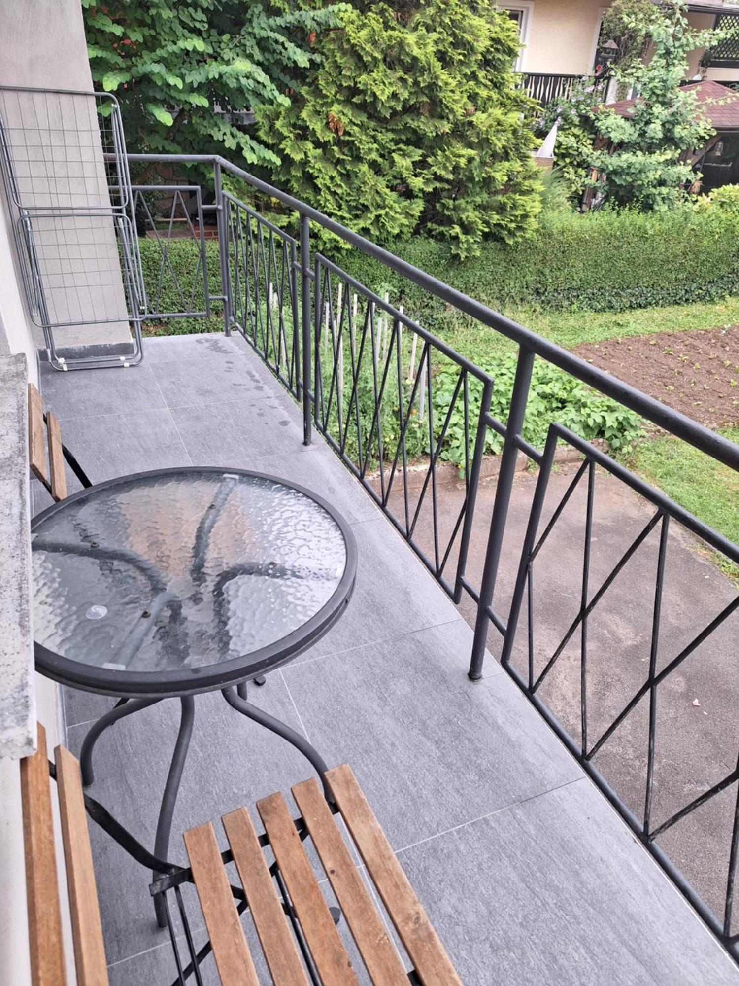 Guesthouse Flower Ljubljana Kültér fotó